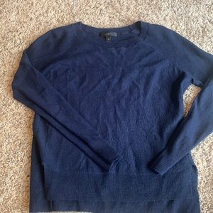 Long sleeve fitted sweater